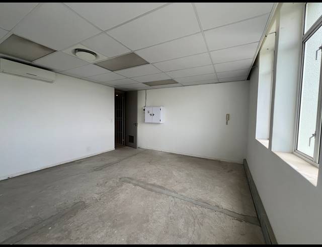 40M² OFFICE TO LET IN ILLOVO